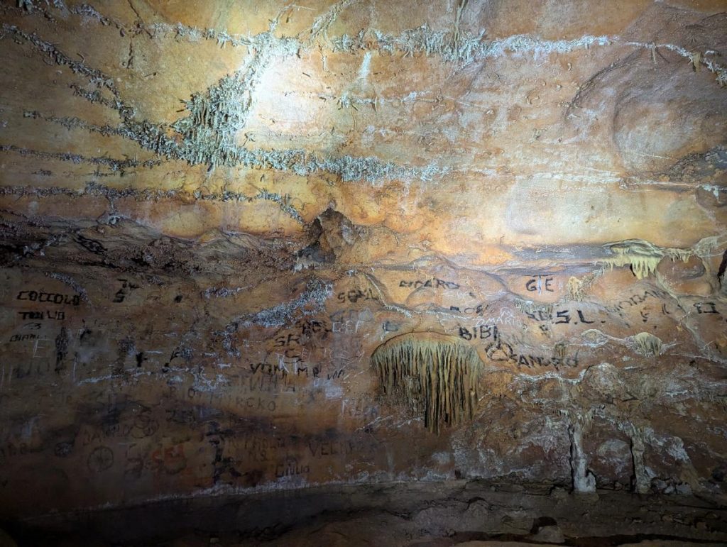 "Ich war da." Historisch wertvoll in 50.000 Jahren?