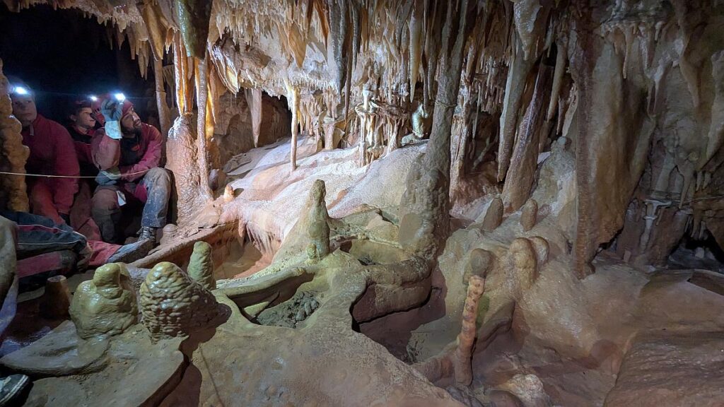 Grotte Estevan - hinter dem fiesen Schluf...
