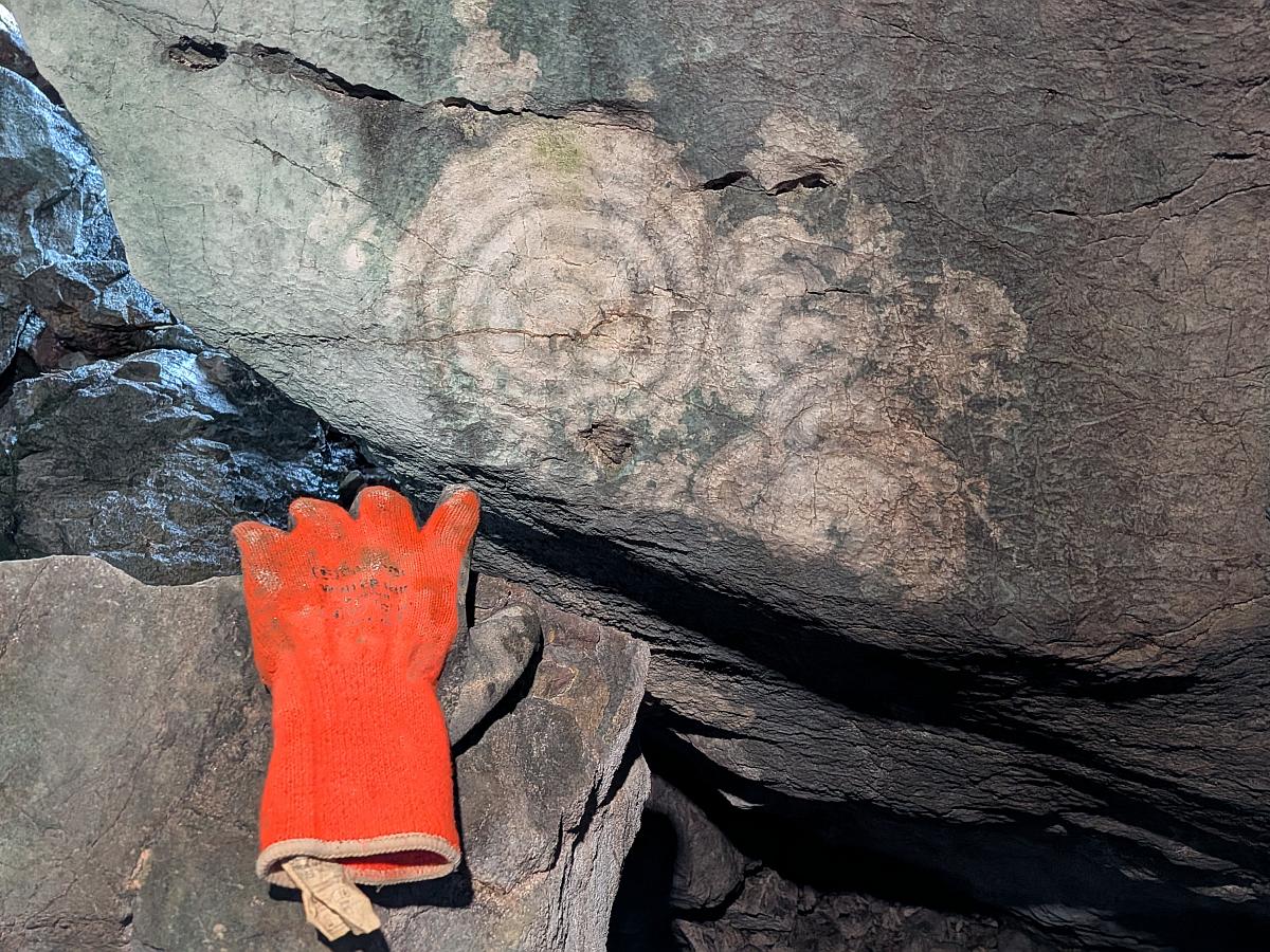 Sperrschinken-Nebenhöhle: Paläo-Kornkreise oder Langeweile?